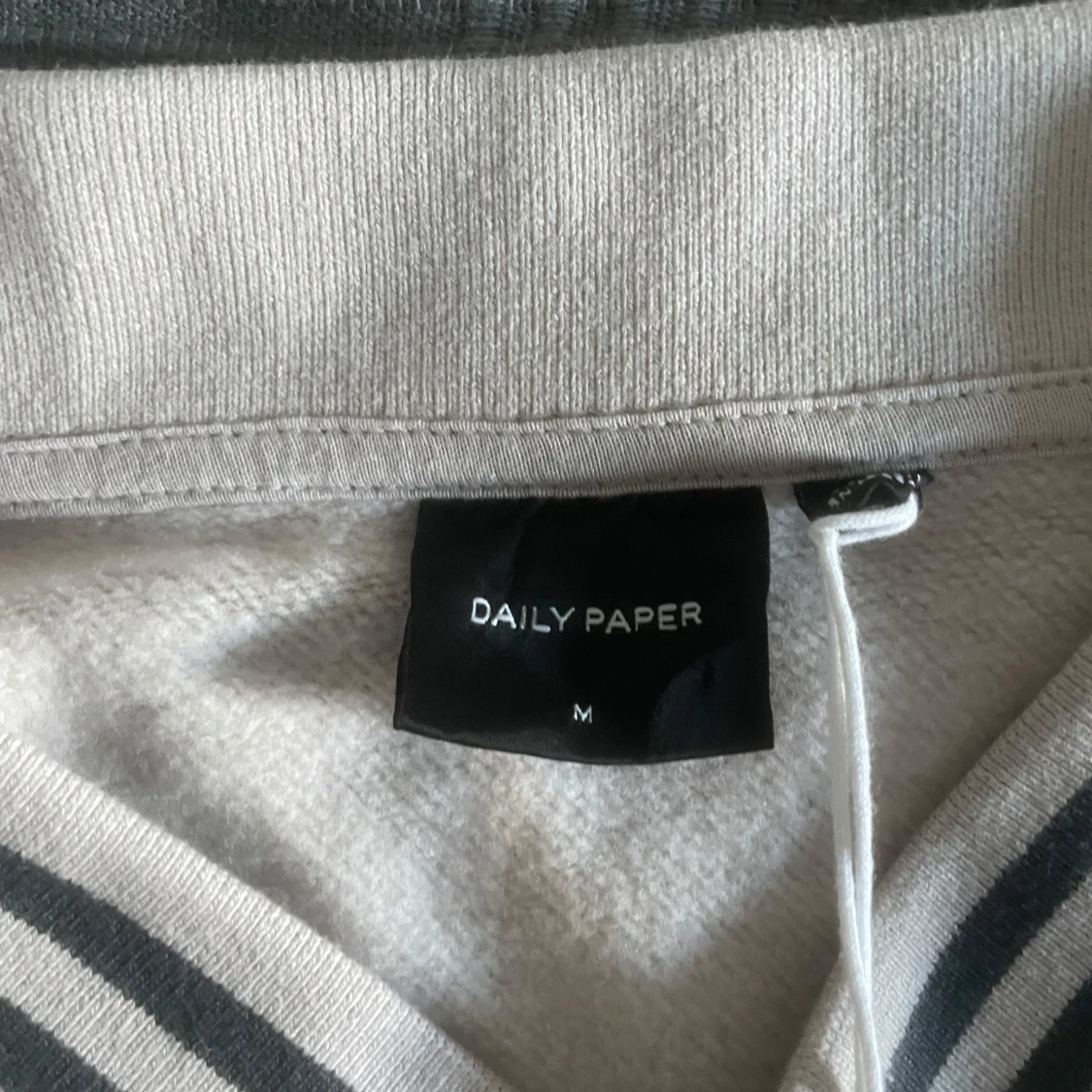 Beige sweatshirt från Daily Paper - 2