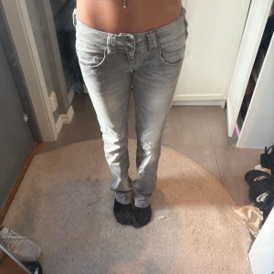 Lågmidjade jeans - Super fina Lågmidjade jeans från pepe . Pris kan diskuteras 