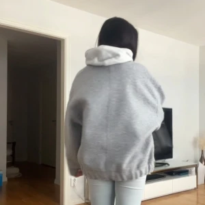Grå Zara jacka  - Zara bomberjacka i storlek S 