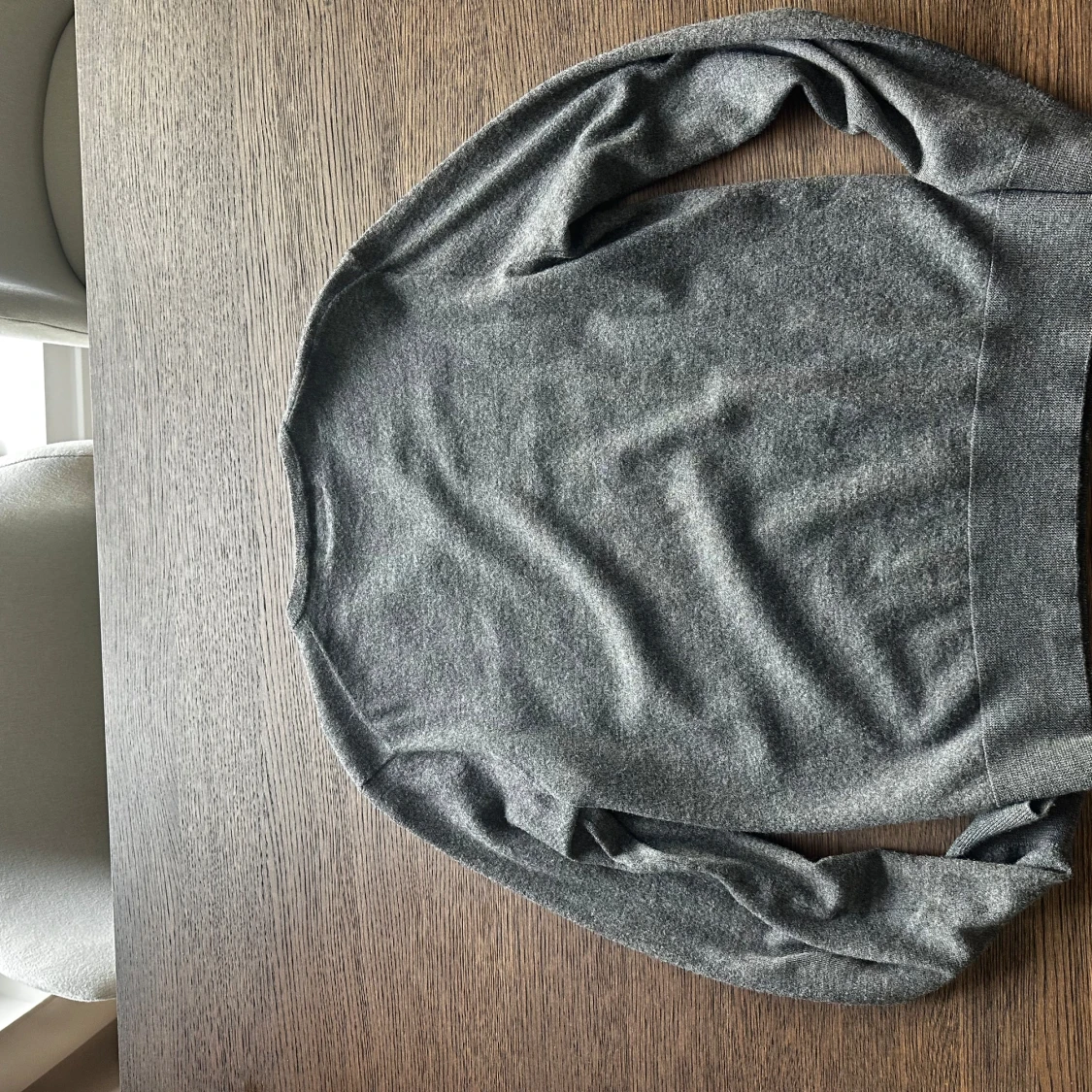 Grå v-ringad tröja från Polo Ralph Lauren - 2