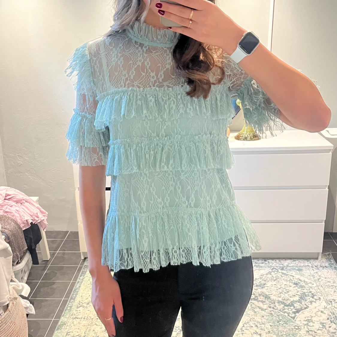 Ljusblå spetsblus från By Malina XS