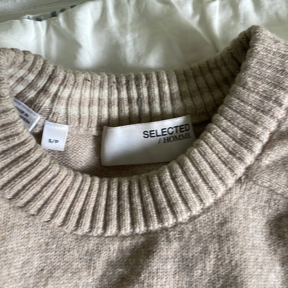 Beige stickad tröja från Selected Homme - 1