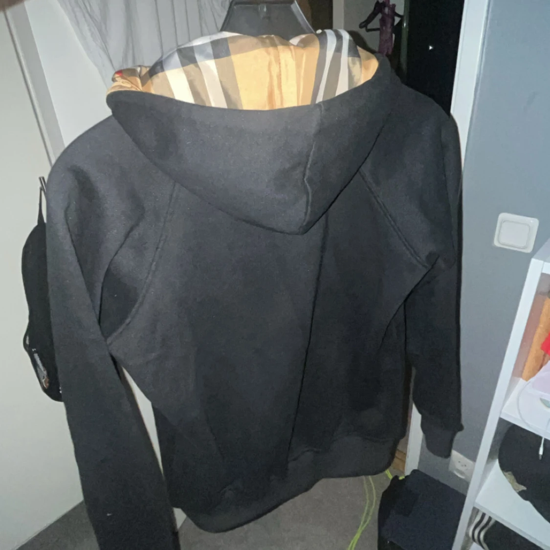Svart Burberry hoodie med dragkedja - 2