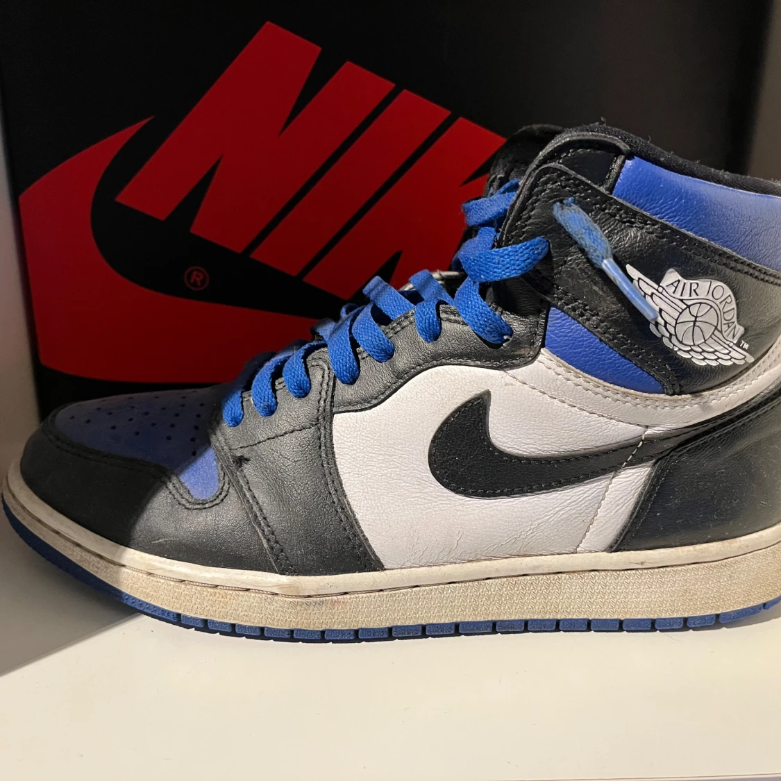 Nike Air Jordans 1 Royal toe st 43