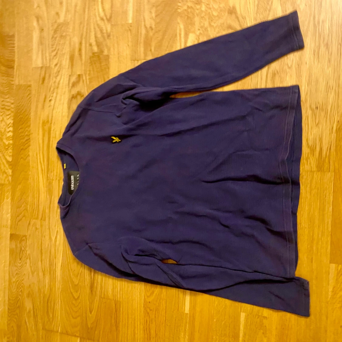 Mörkblå långärmad tröja från Morris