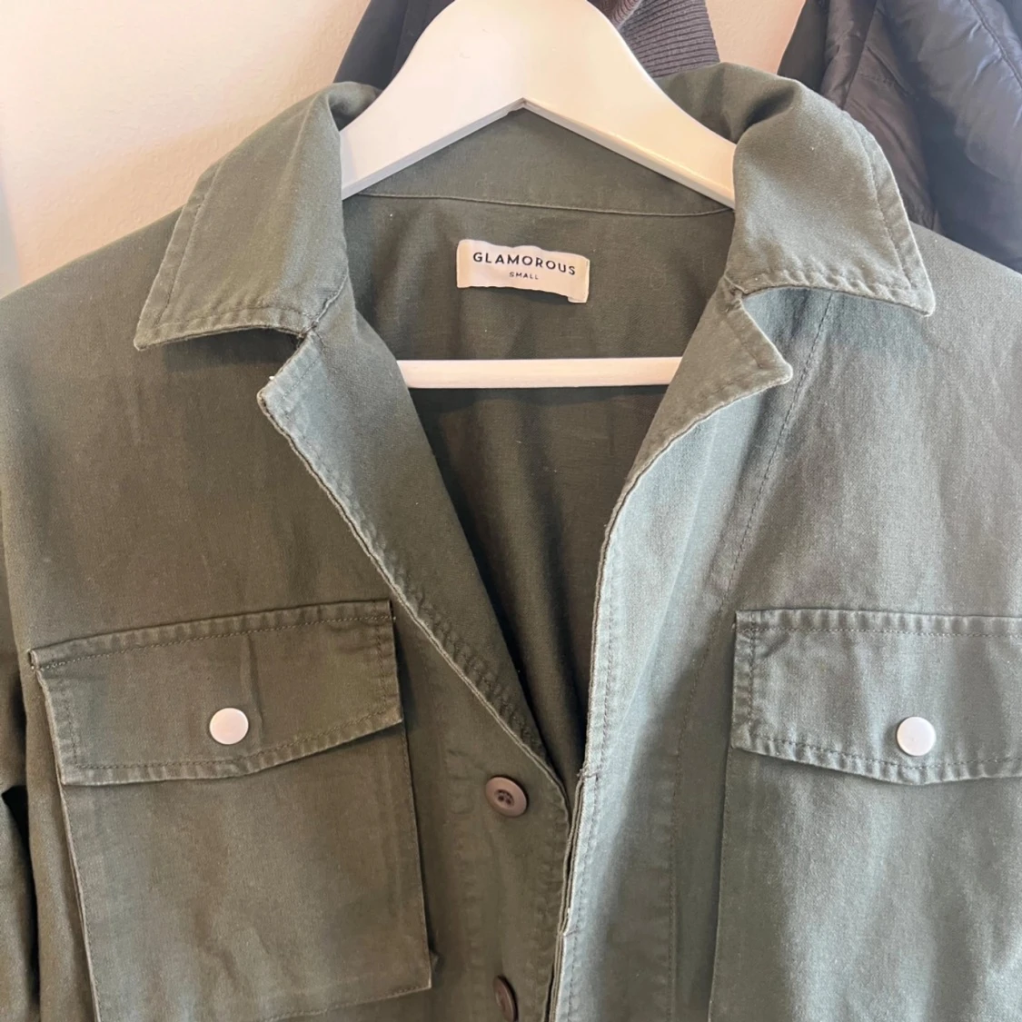 Grön overshirt från Glamorous - 1