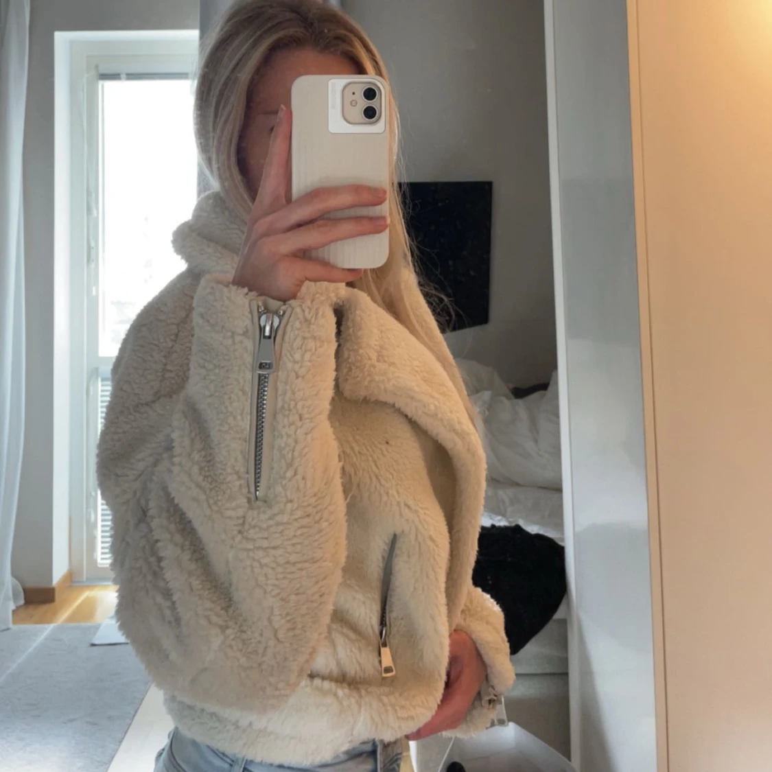 Krämvit teddyjacka med dragkedja - 1