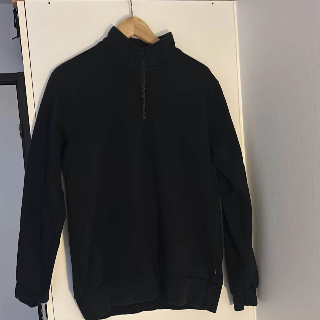 Svart halvzip-tröja från ONLY & SONS