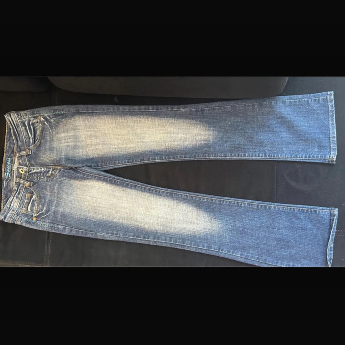 Blå bootcut jeans  - 1