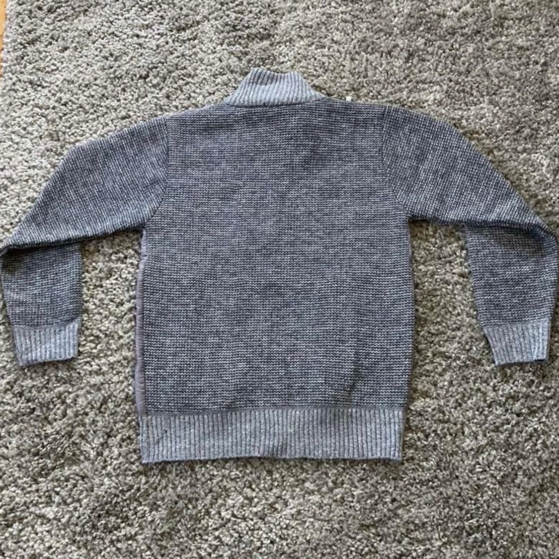 Grå stickad cardigan med dragkedja - 2