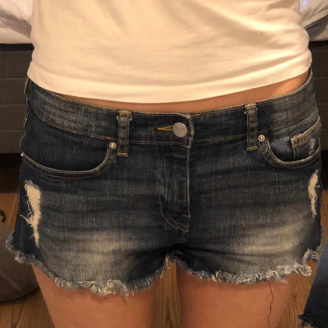 Lågmidjade jeansshorts