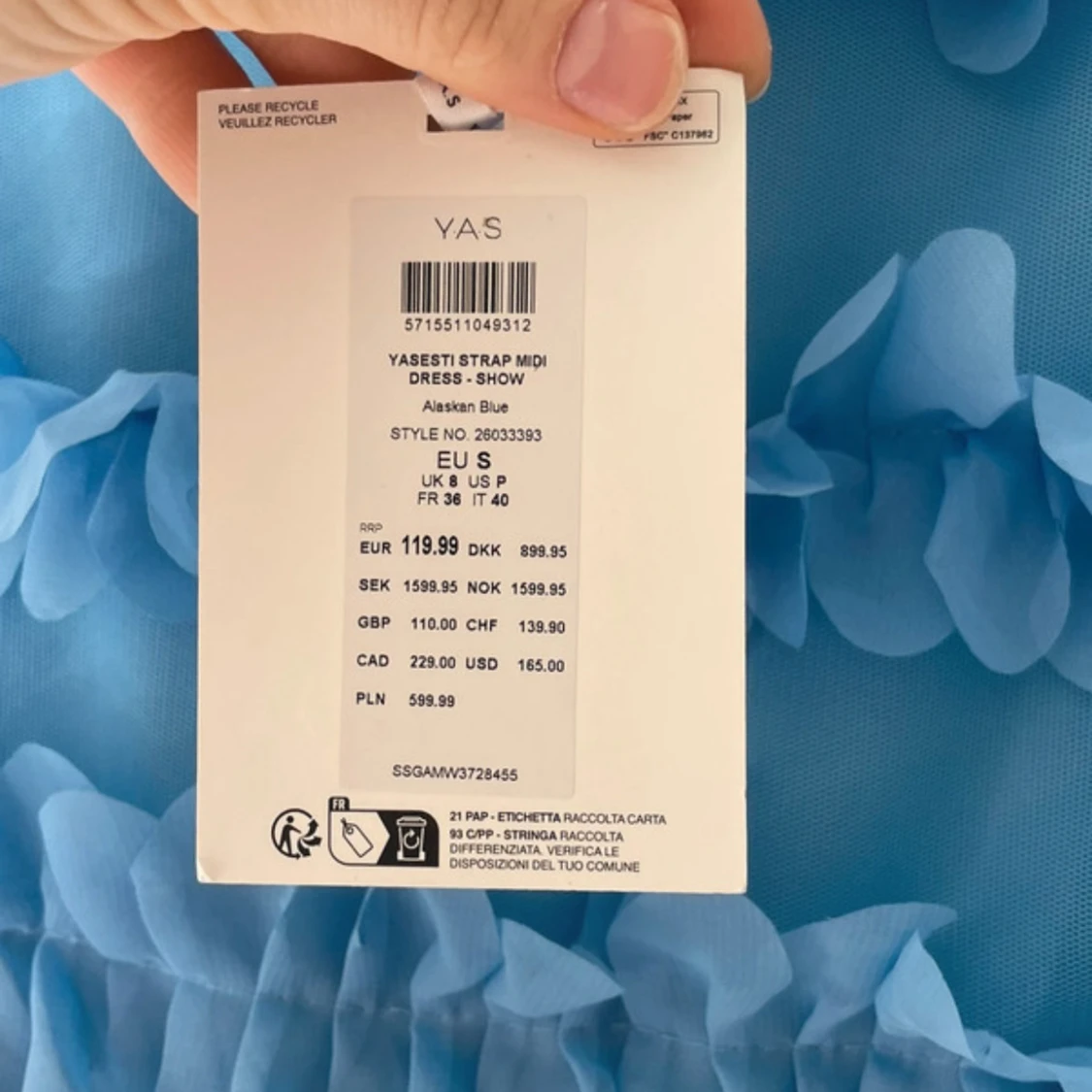 Blå volangklänning från YAS - 2