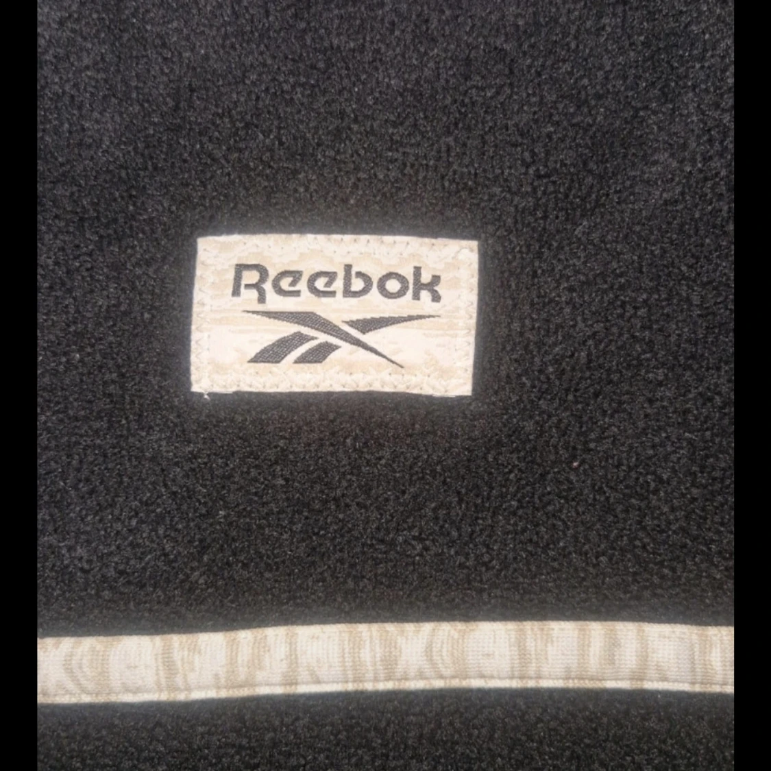 Svart fleece klänning från Reebok - 1