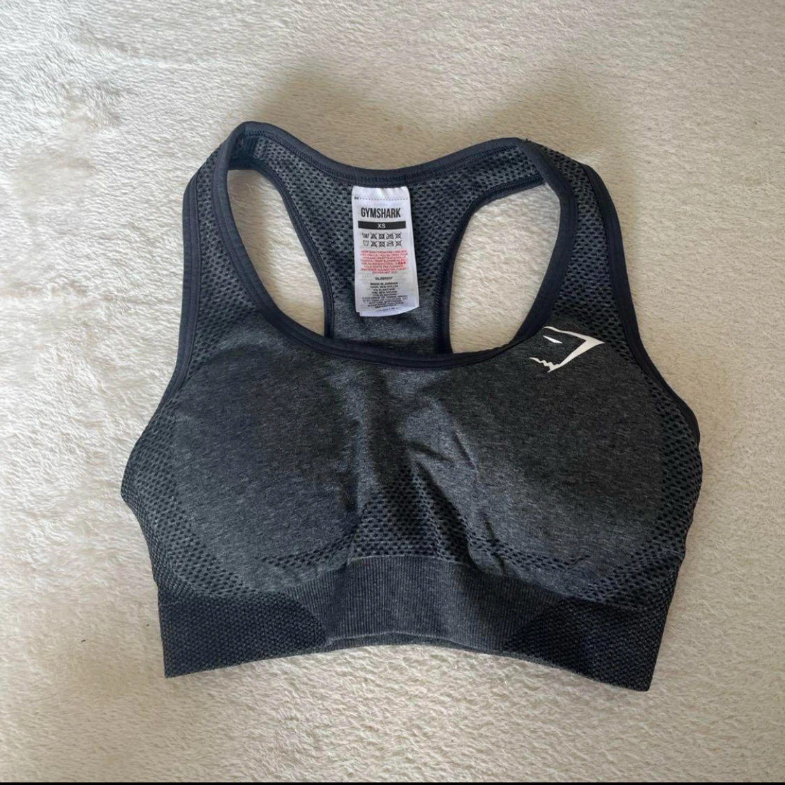 Mörkgrå sport-bh från Gymshark