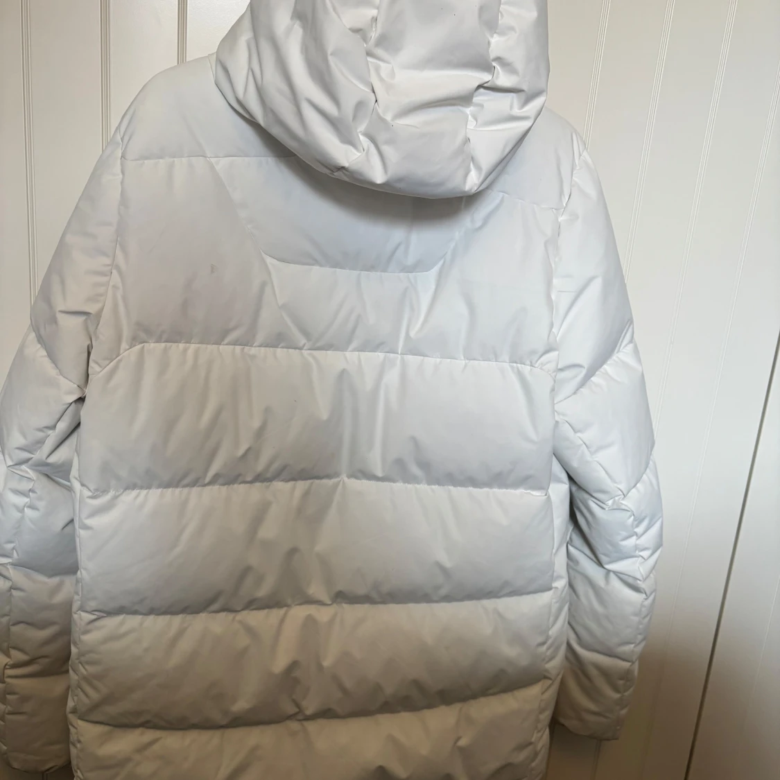 Vit dunjacka från Sail Racing - 1