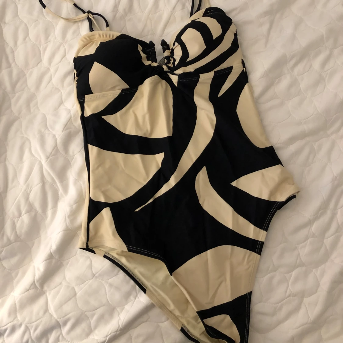 Mönstrad baddräkt från Second Female