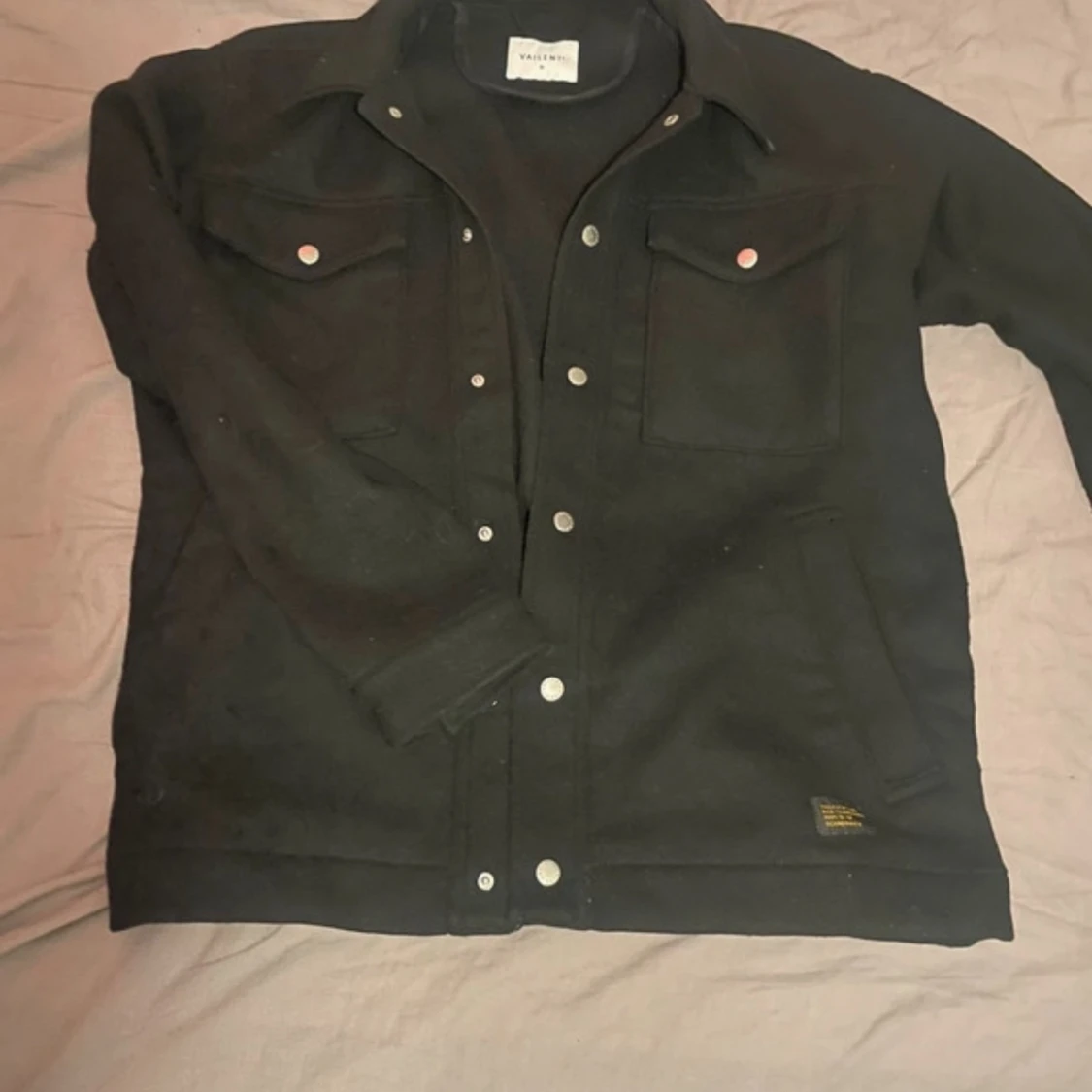 Svart jacka från Vailent