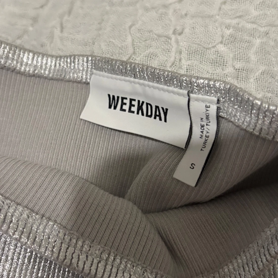 Silver Weekday - 1