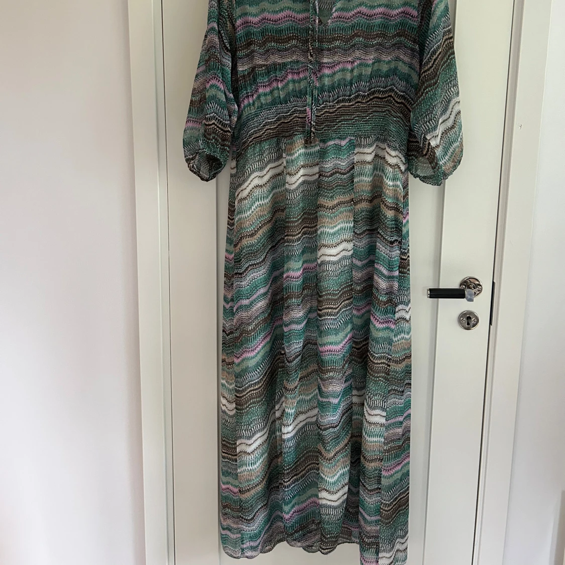 Mönstrad långklänning Line of Oslo