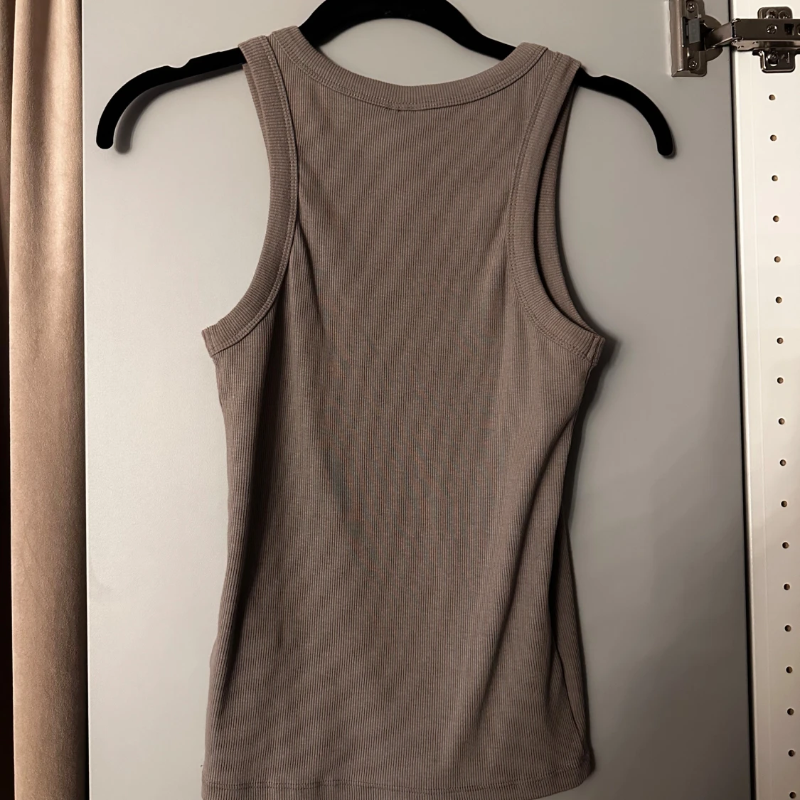 Beige ribbad linnetopp från Pieces - 2