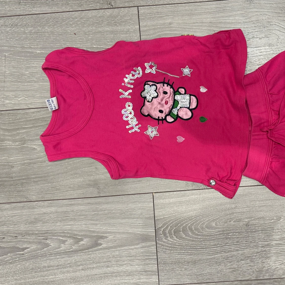 Hello Kitty rosa linnetopp barn