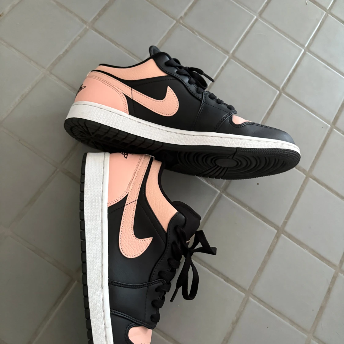 Nike Air Jordan 1 Low svart/rosa - 2