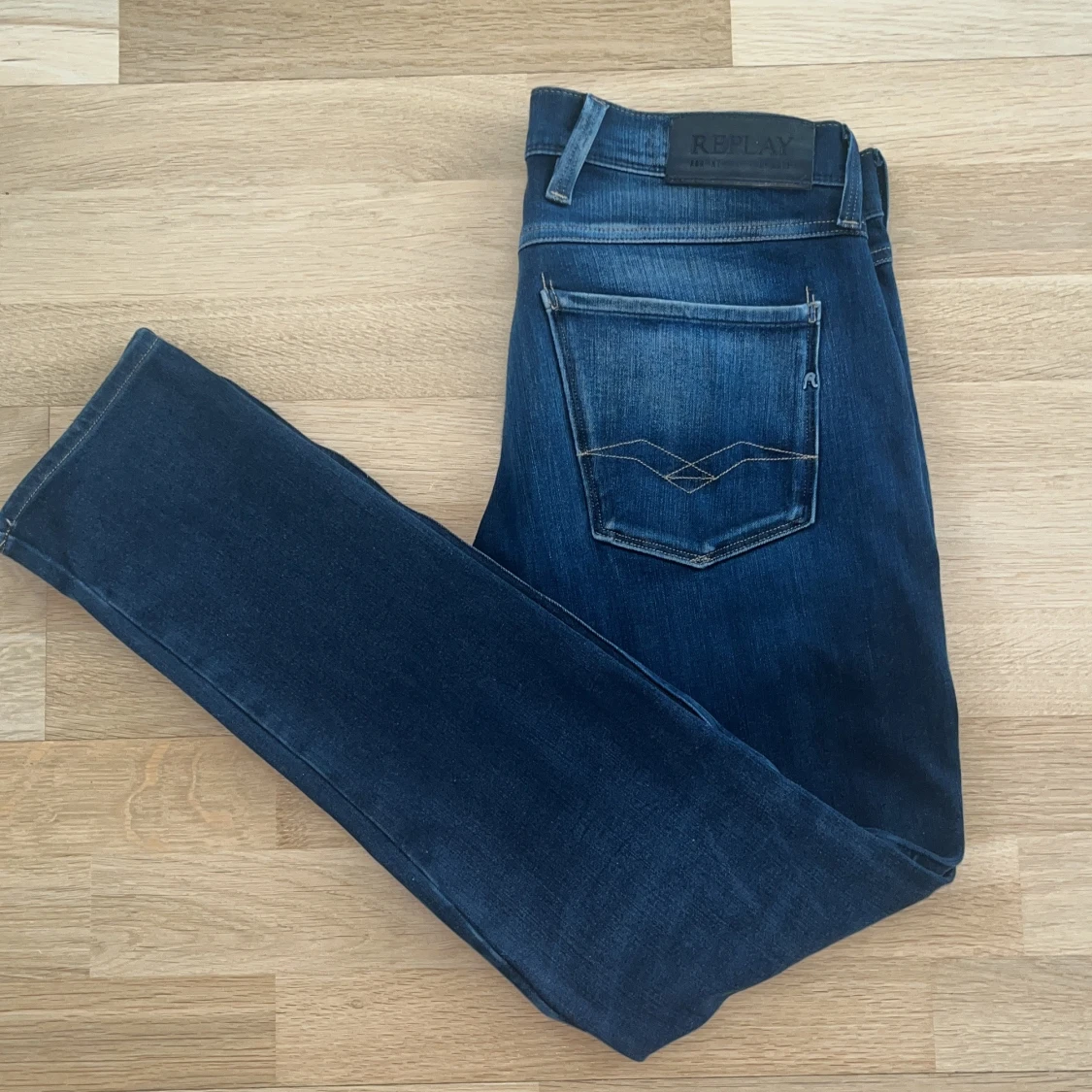 Replay AnbassHyperflex jeans i mörkblå denim