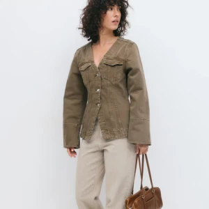 Shaped denim jacket - Slutsåld jeansjacka från ginatricot🩷