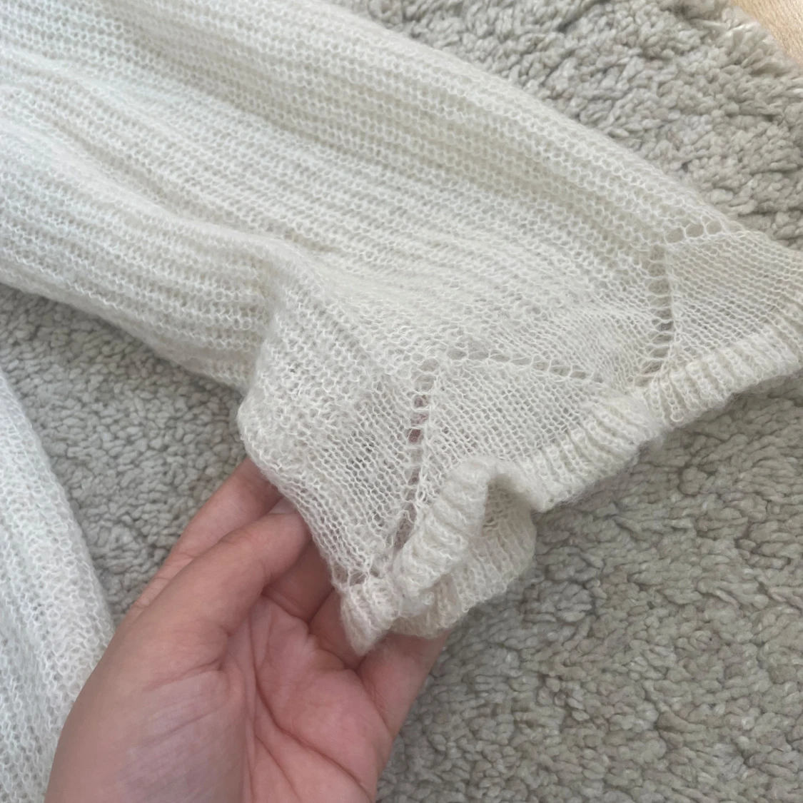 Vit stickad kofta - 1