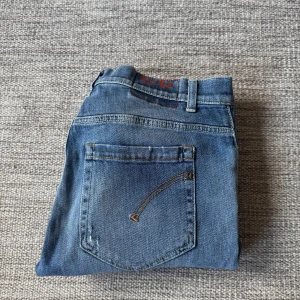 Dondup George jeans - Skick 10/10 | Storlek w32 | Nypris är 4000kr och vårt pris är endast 899kr! | Kontakta gärna vid frågor🙌😁