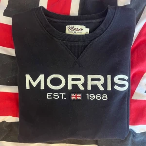 Svart sweatshirt från Morris XS - Säljer en svart sweatshirt från Morris i storlek XS. Riktigt skön tröja som passar till det mesta. 