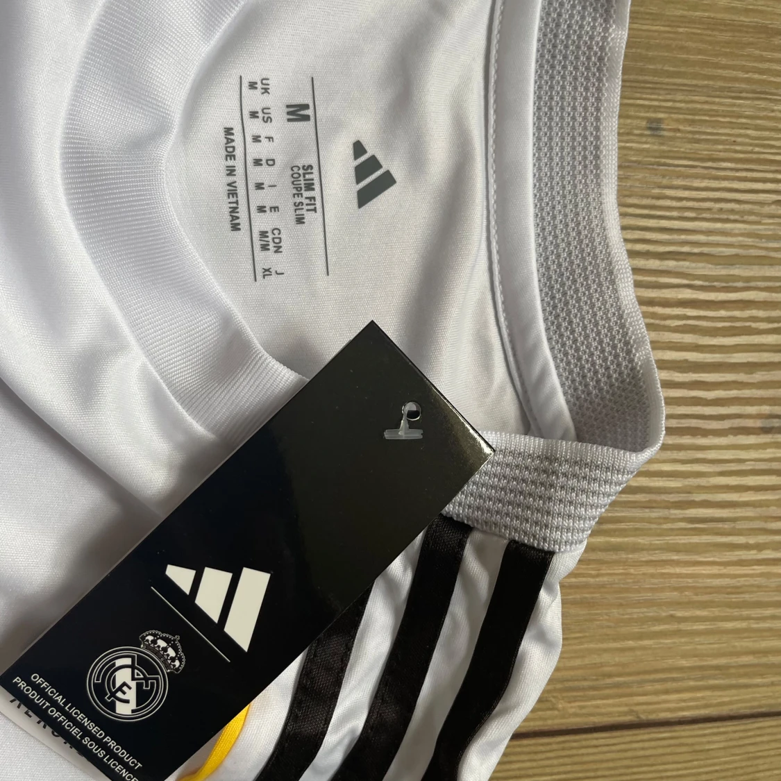 Real Madrid 25/26 Fotbollströja - 3