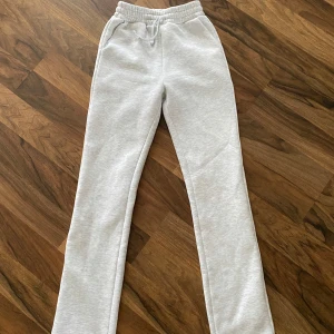 Lxa mjukis - Mjukisbyxor från lxa, inprincip oanvända