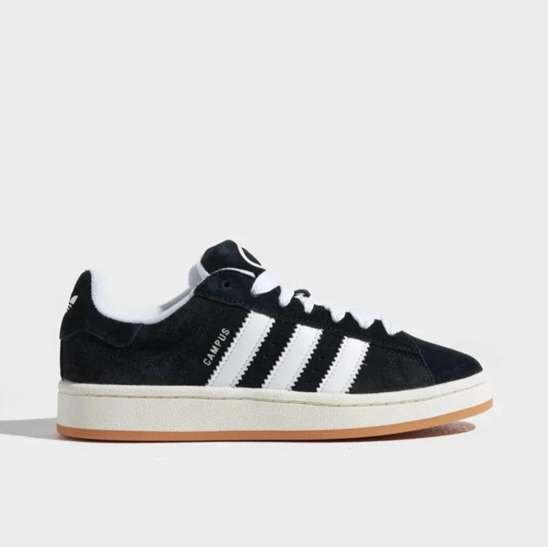 Adidas Campus svarta sneakers mocka