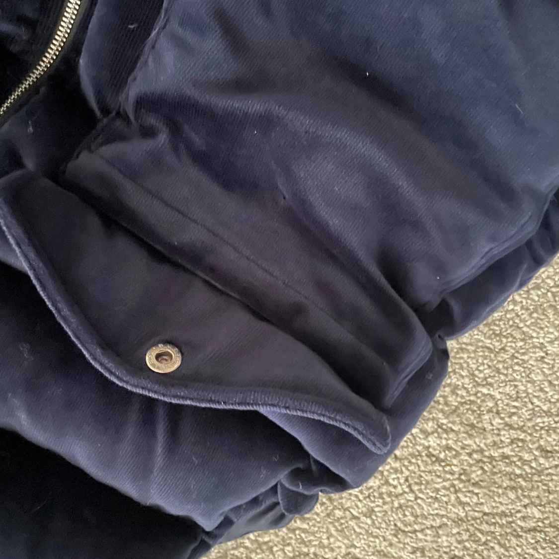 Vendiera Marinblå dunväst med huva - 2