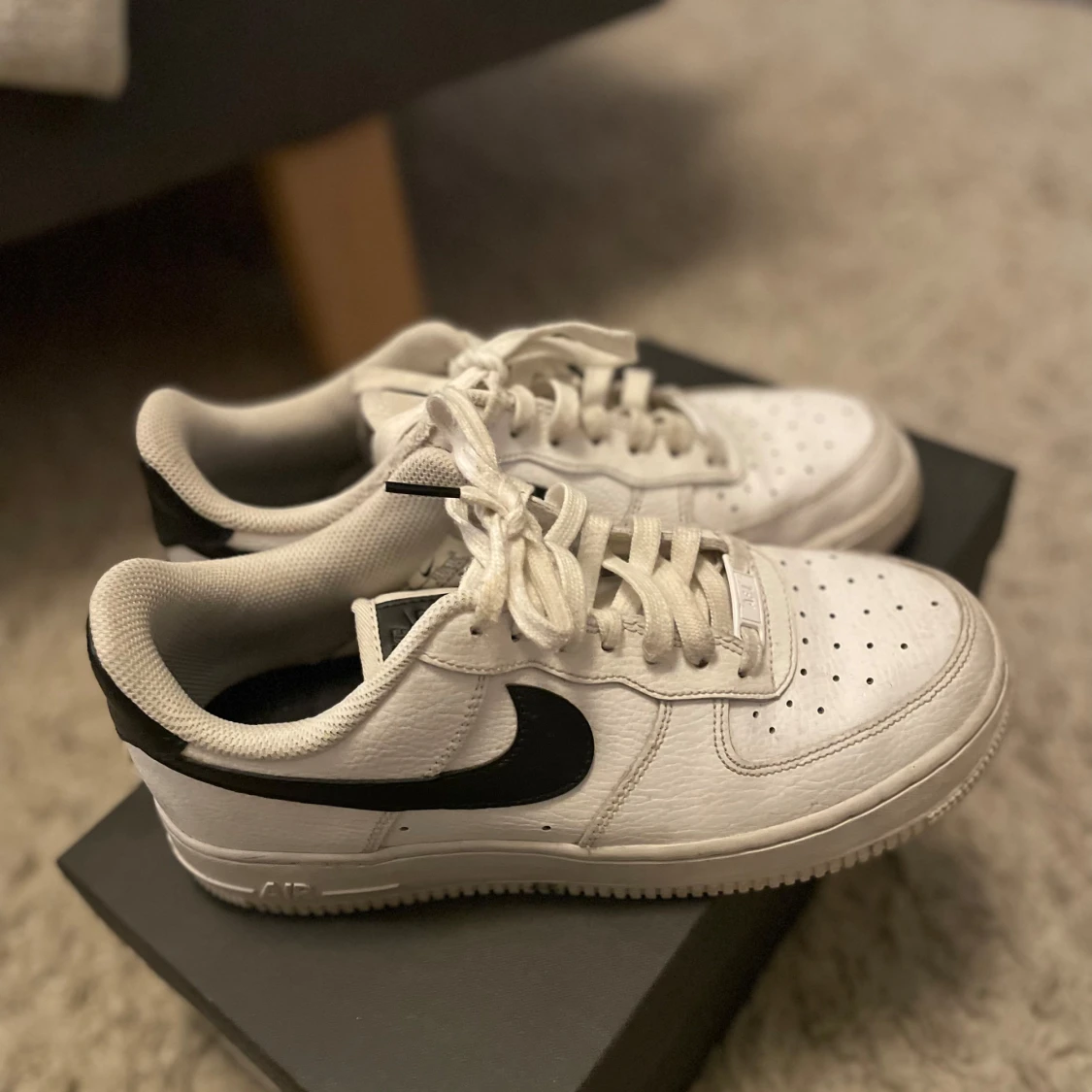 Nike Air Force 1 White - strl 39