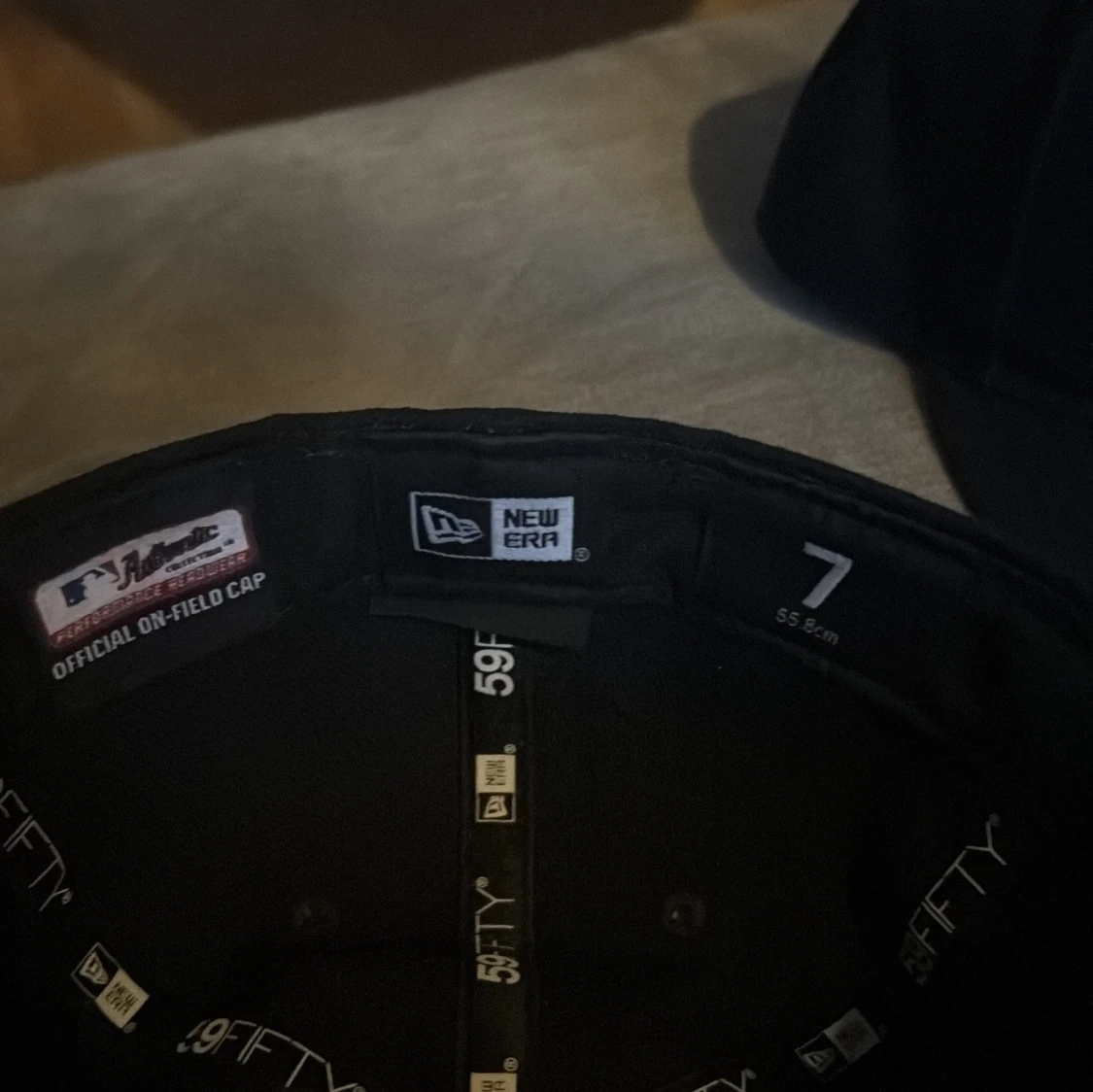 Svart keps från New Era - 2
