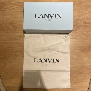 Lanvin box och dustbag - Endast boxen o dustbagen medföljer