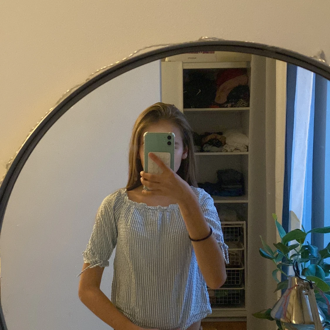 Super fin blå och vit randig tröja 