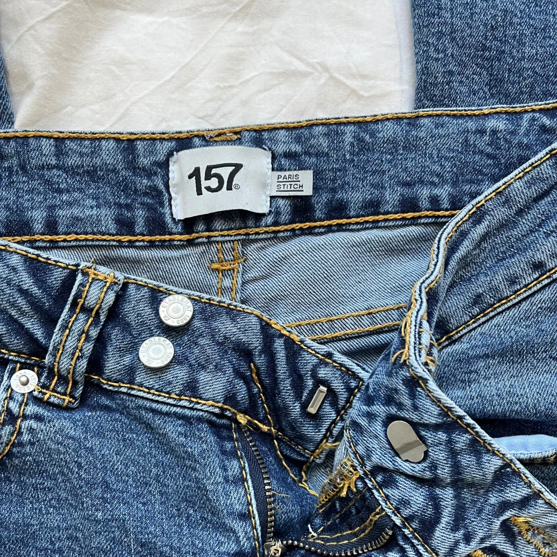 Blåa bootcut jeans  - 1