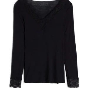 svart intimissimi tröja spets, storlek s - svart intimissimi tröja med spets i storlek s