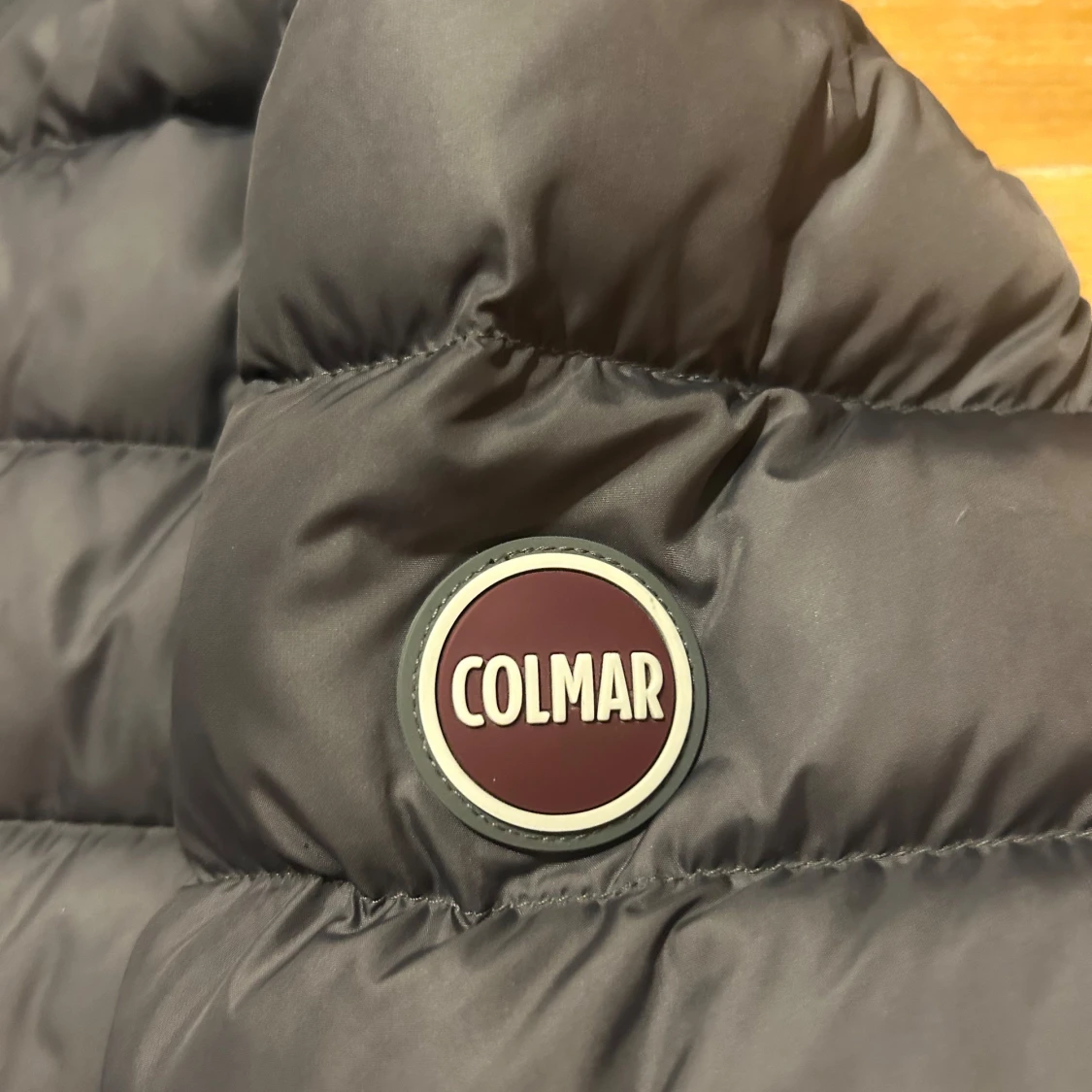 Grå pufferjacka från Colmar - 2