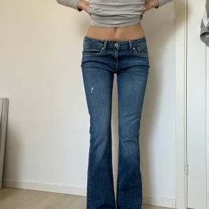 Pepe Bootcut jeans - Jättefina bootcut jeans från Pepe. Nyskick. Storlek 28x32.