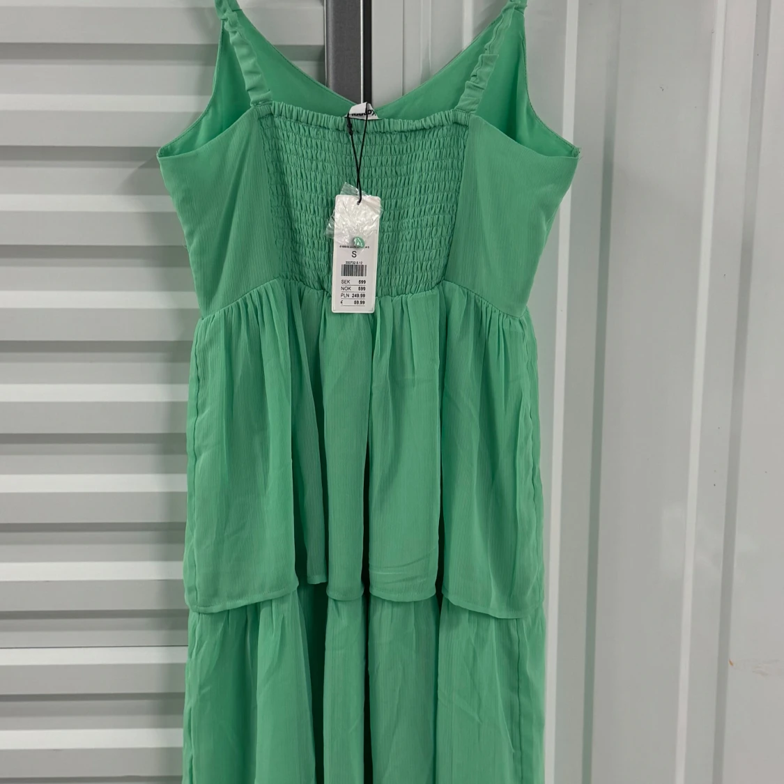 Mintgrön långklänning från Kappahl  - 4
