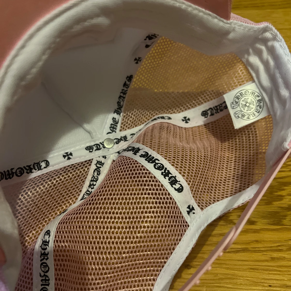 Chrome Hearts rosa vit keps - 3