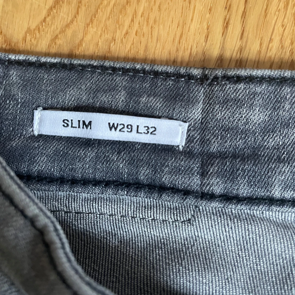Grå slim jeans från Vaillent - 2