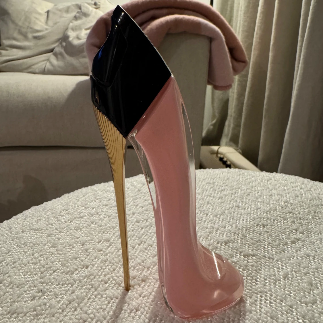 Carolina Herrera blush