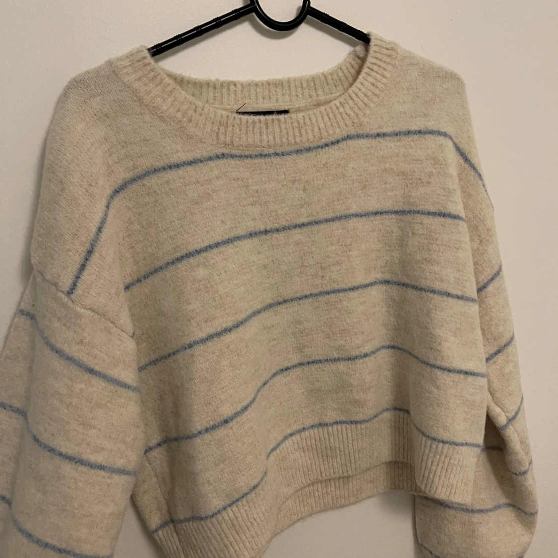 Beige randig tröja från SHEIN - 1