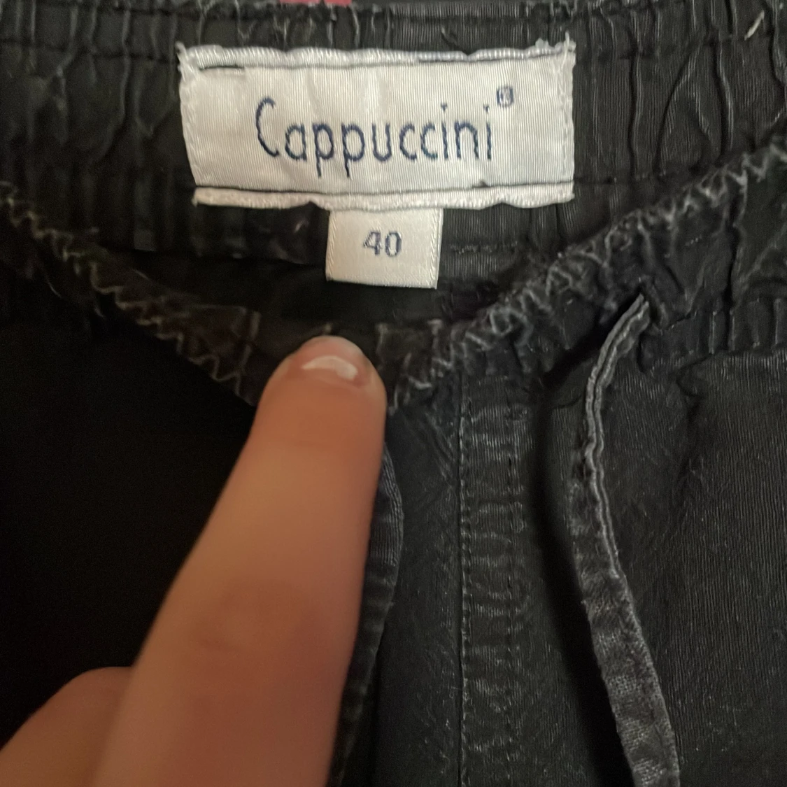 Svarta byxor  - 1
