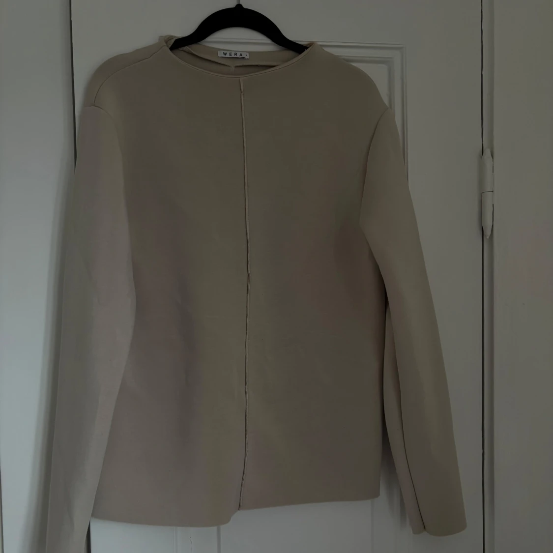 Beige tröja från Wera - 1